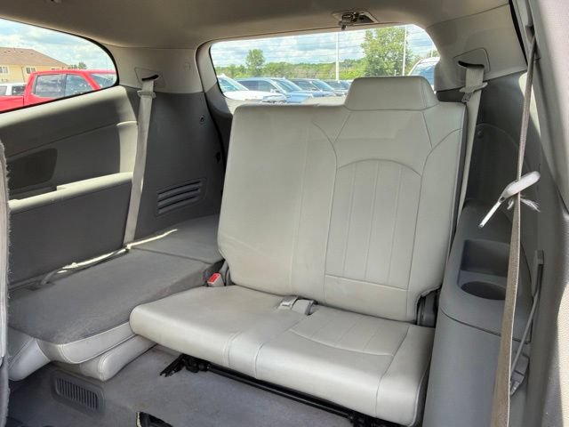 Used 2016 Chevrolet Traverse LTZ AWD/4WD image 40
