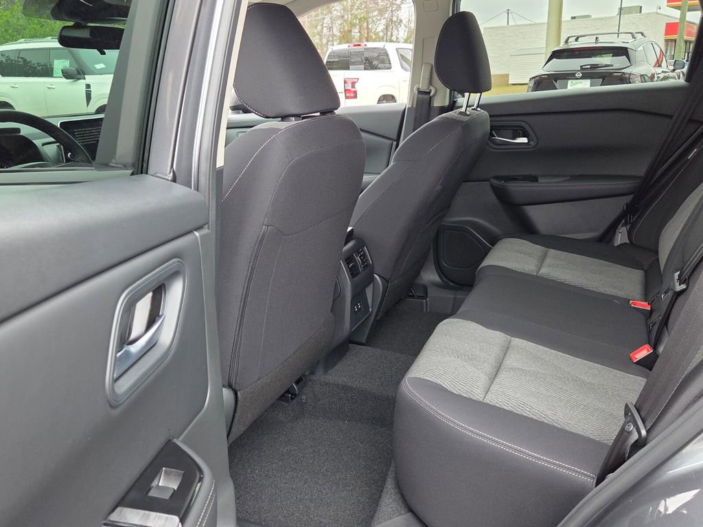 New 2026 Nissan Rogue SV image 5