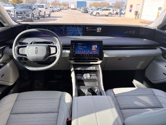 New 2026 Lincoln Nautilus Reserve AWD/4WD image 15