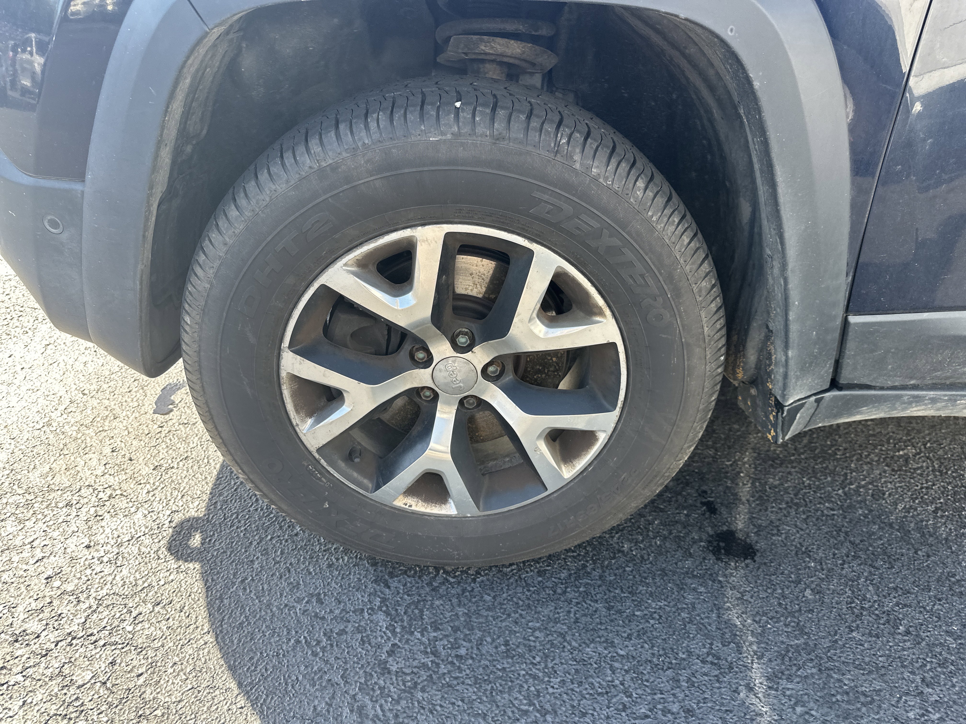 Used 2014 Jeep Cherokee Trailhawk w/ Technology Group image 5