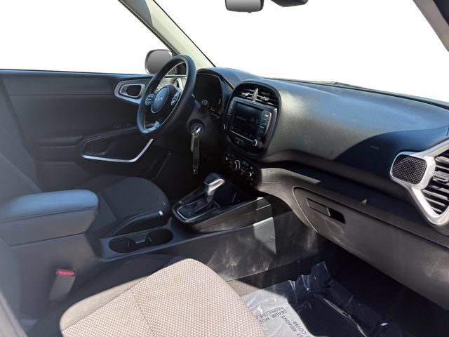 Used 2024 Kia Soul LX w/ Option Group 015 FWD image 20