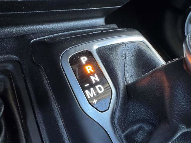 Used 2018 Jeep Wrangler Unlimited Sahara image 37