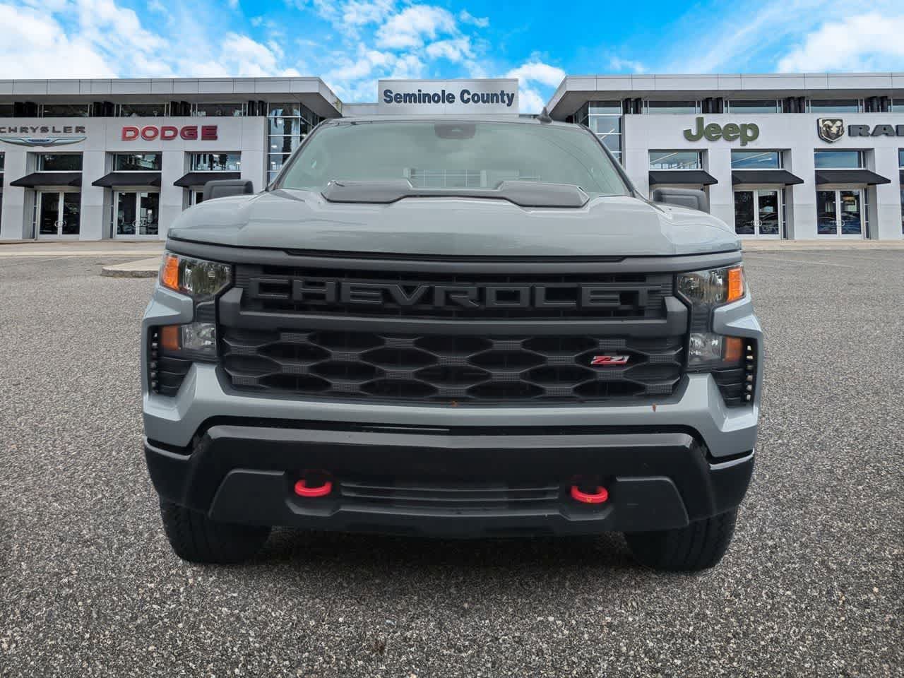 Used 2025 Chevrolet Silverado 1500 Custom Trail Boss image 3