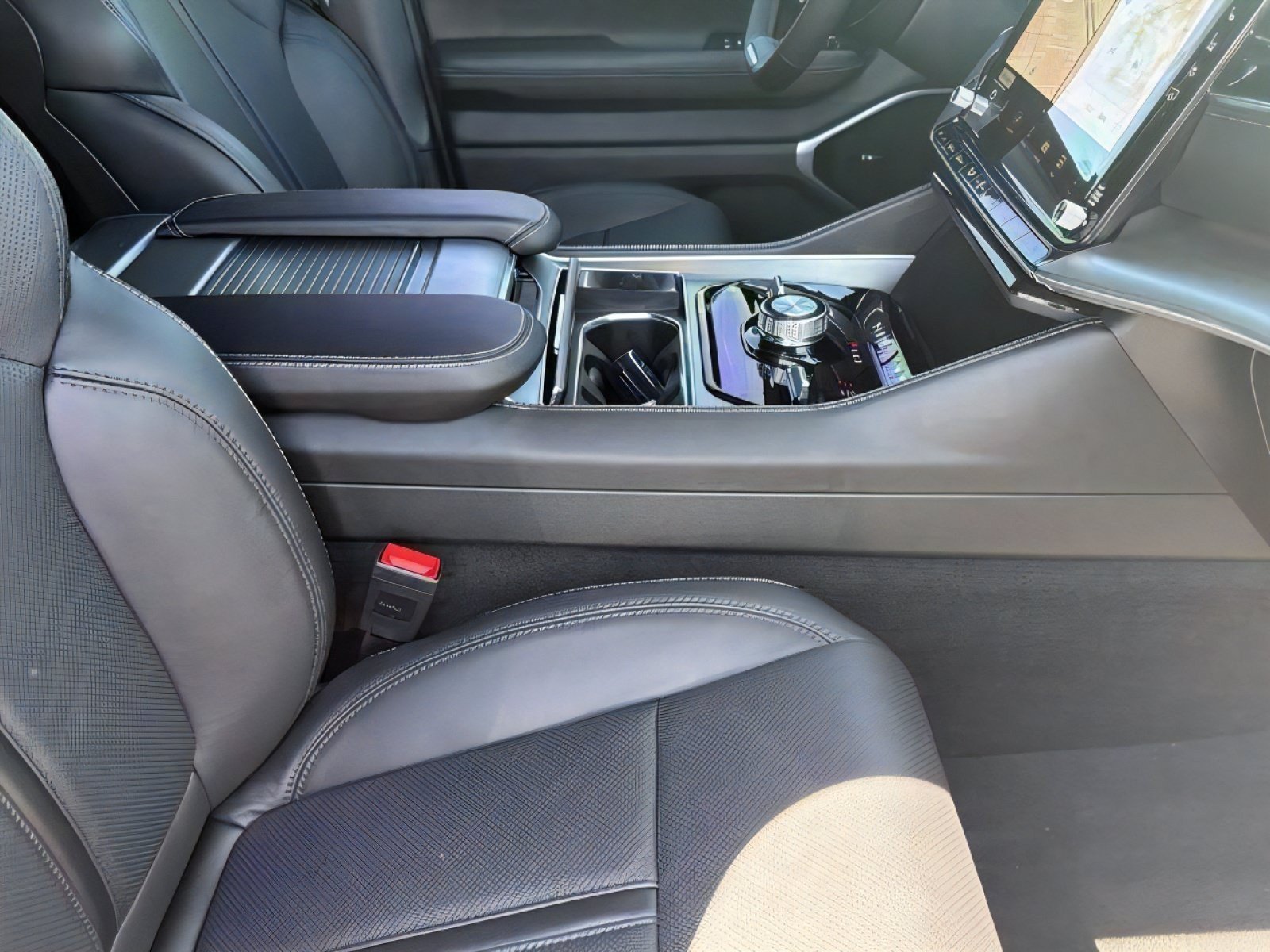 New 2026 Jeep Grand Wagoneer Limited AWD/4WD image 11