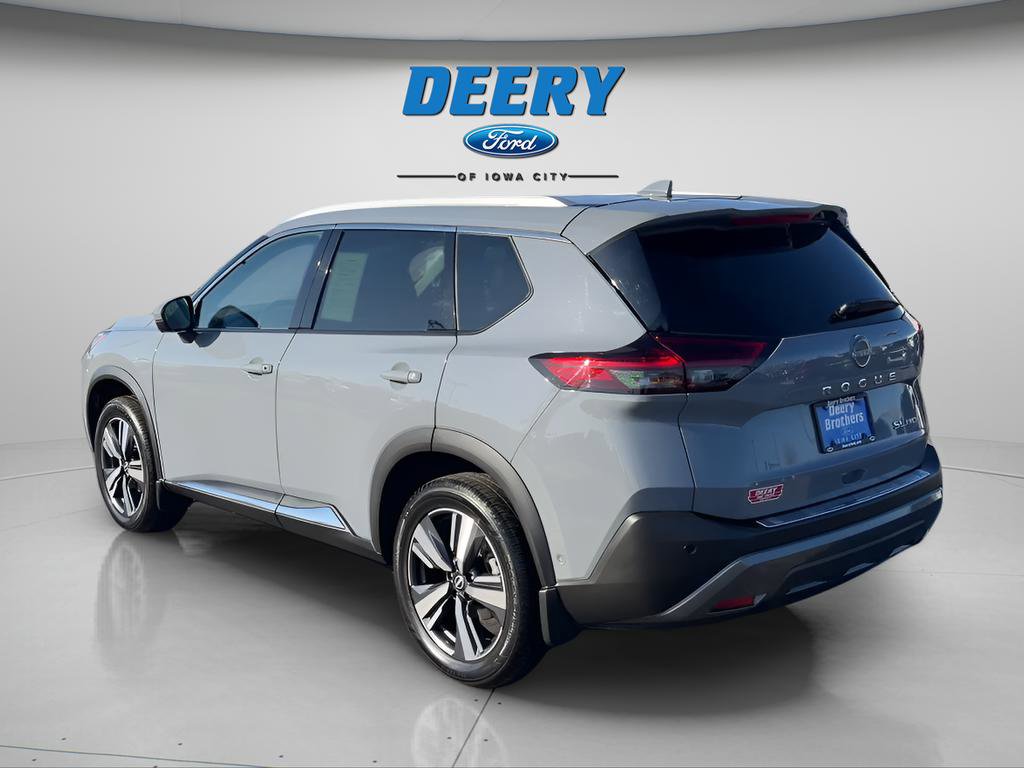 Used 2023 Nissan Rogue SL w/ SL Premium Package image 5