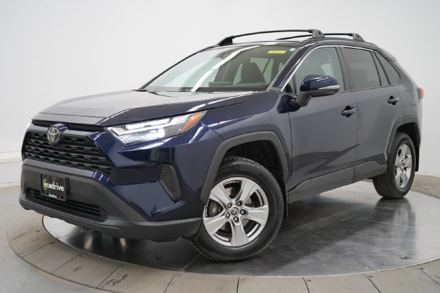 Used 2022 Toyota RAV4 XLE w/ Convenience Package AWD/4WD image 1