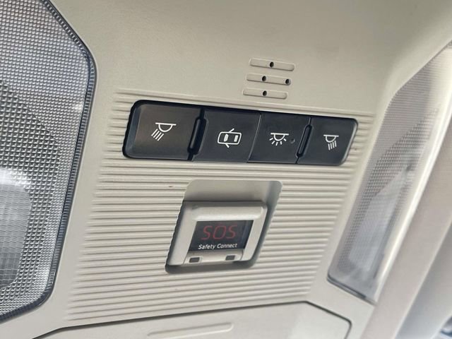 Used 2019 Toyota RAV4 LE image 25