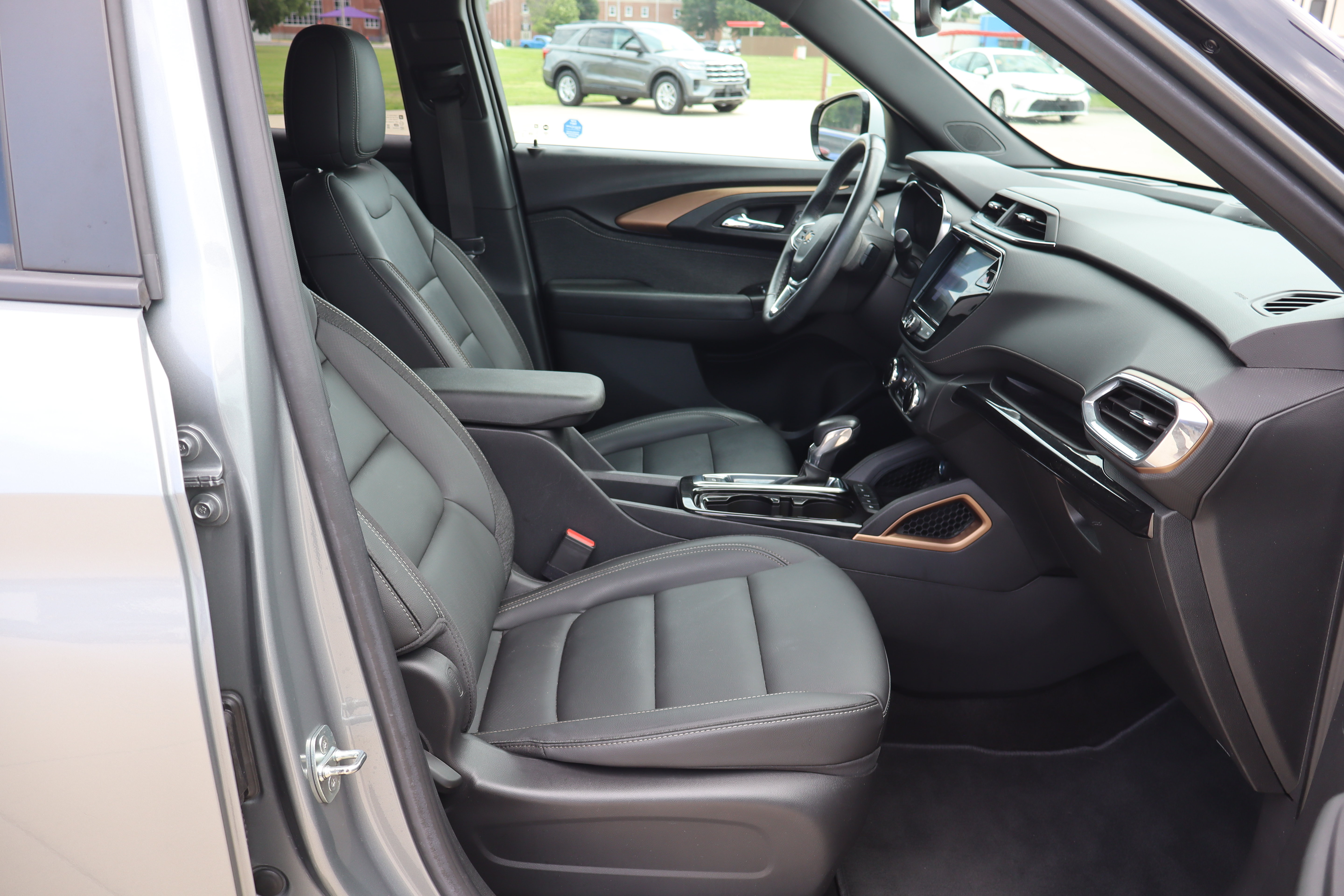 Used 2023 Chevrolet TrailBlazer ACTIV w/ Convenience Package FWD image 12