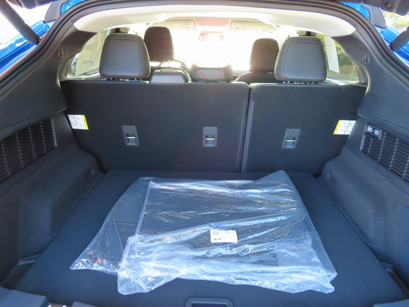 New 2025 Ford Mustang Mach-E Premium w/ Sport Appearance Package AWD/4WD image 16