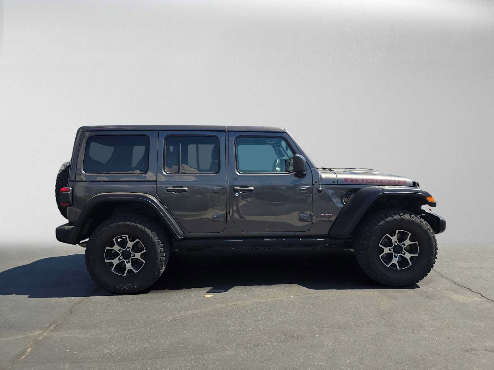 Used 2018 Jeep Wrangler Unlimited Rubicon AWD/4WD image 2