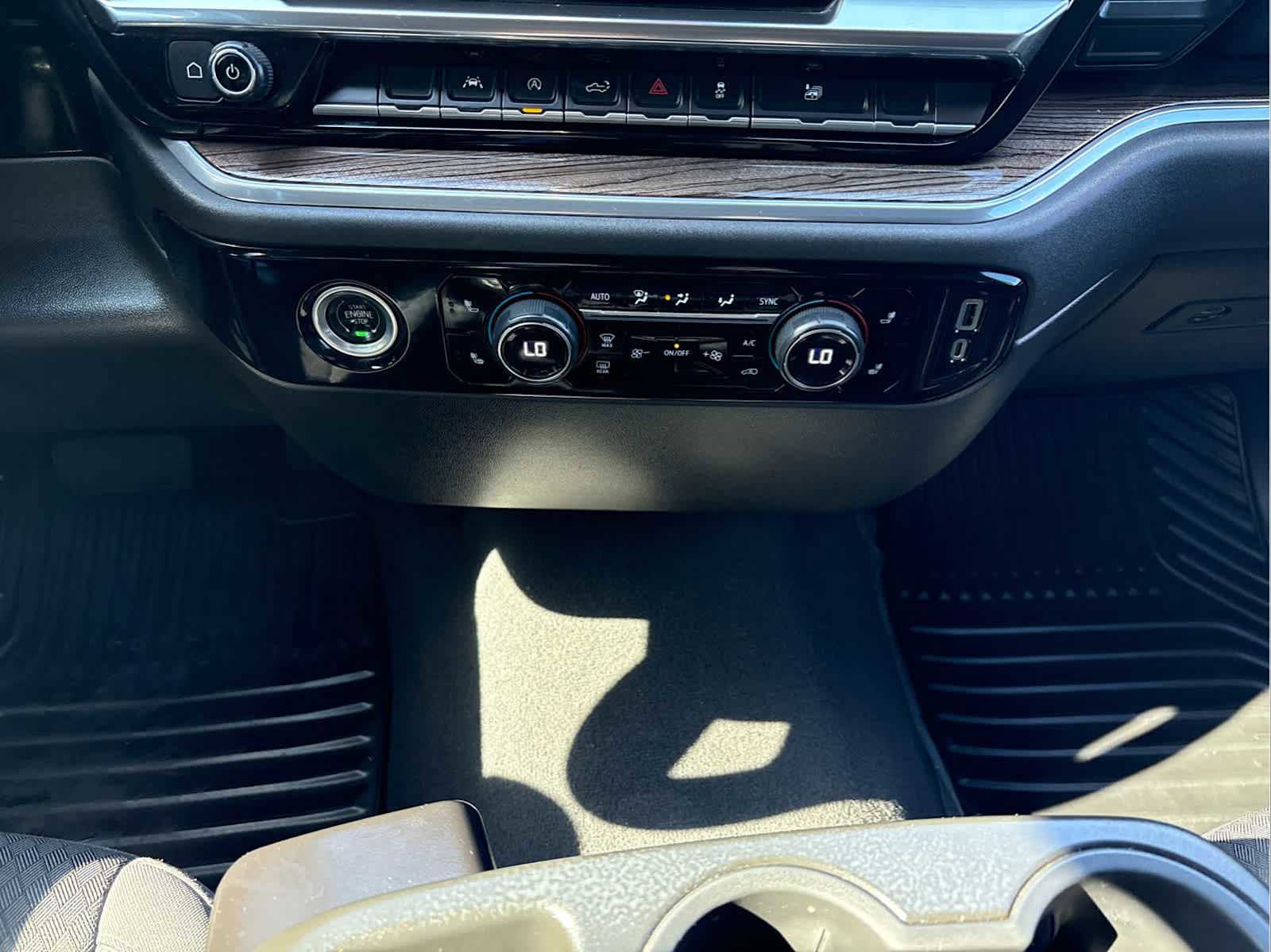 Used 2022 Chevrolet Silverado 1500 LT image 22
