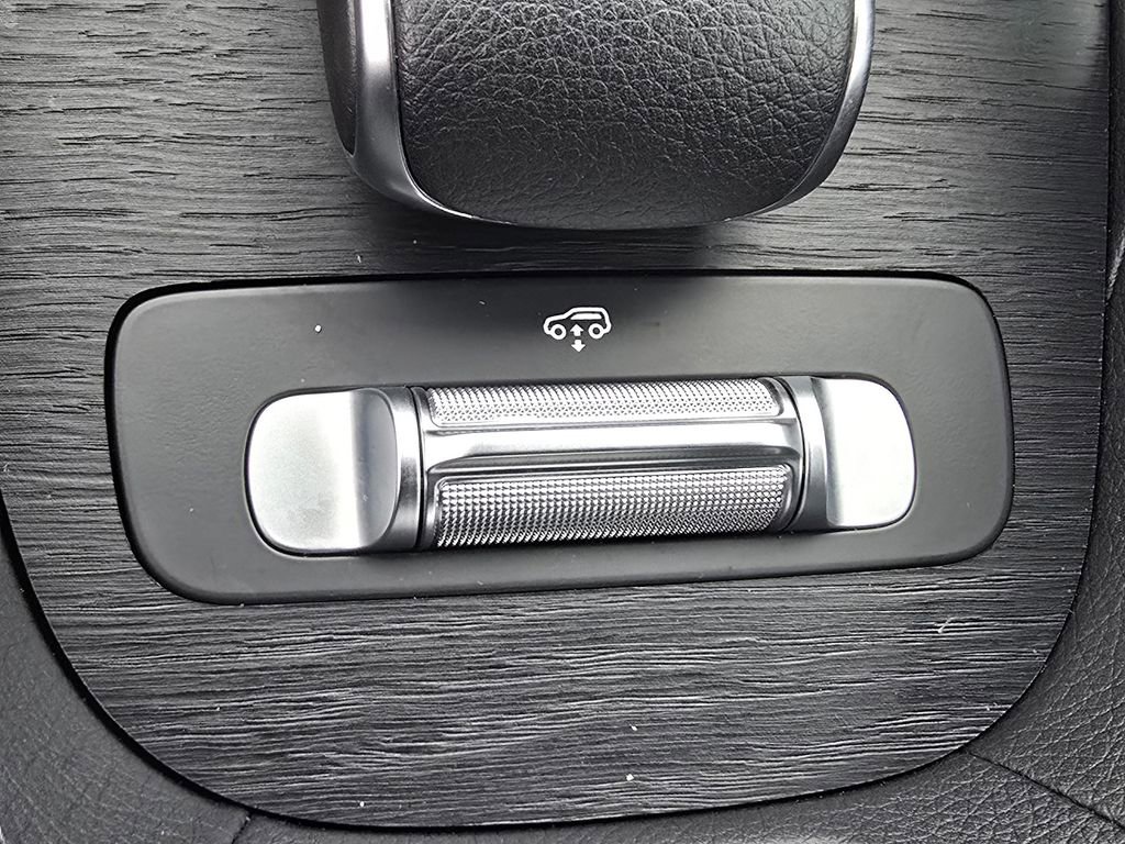 Certified 2022 Mercedes-Benz GLS 450 4MATIC image 36