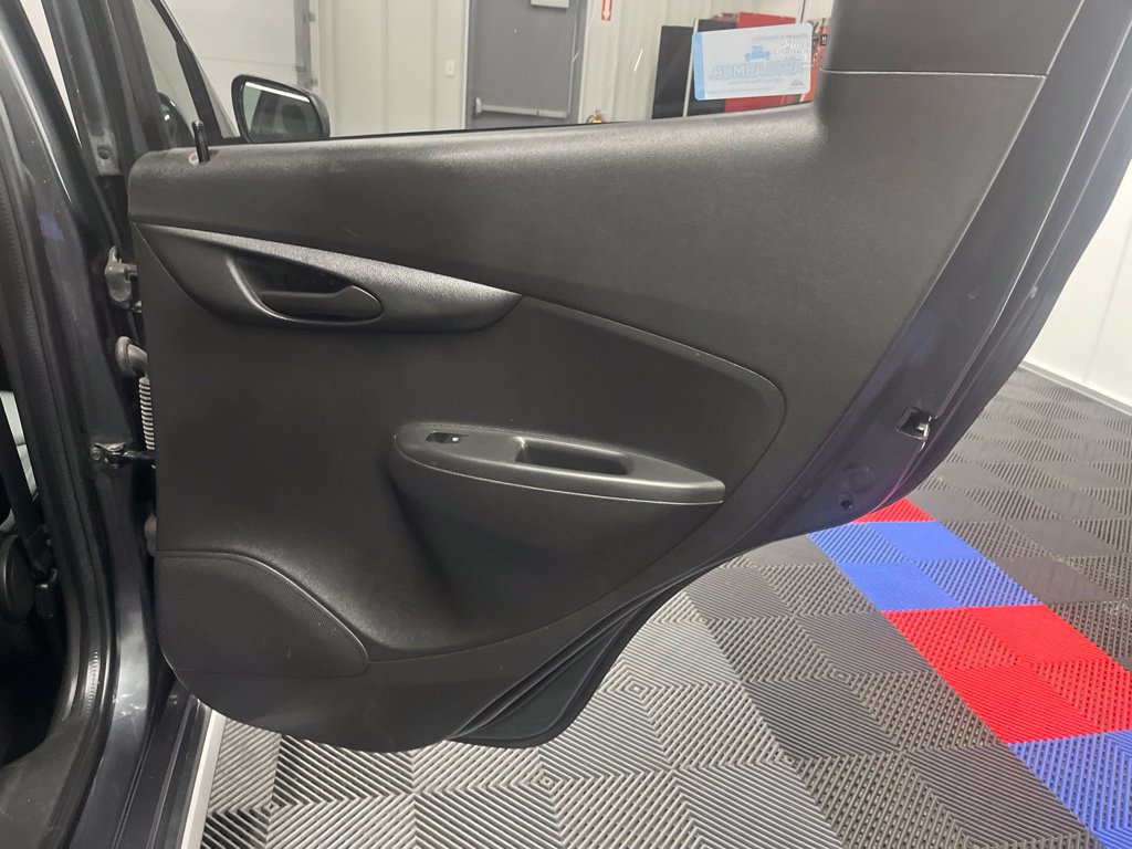 Used 2022 Chevrolet Spark ACTIV FWD image 14