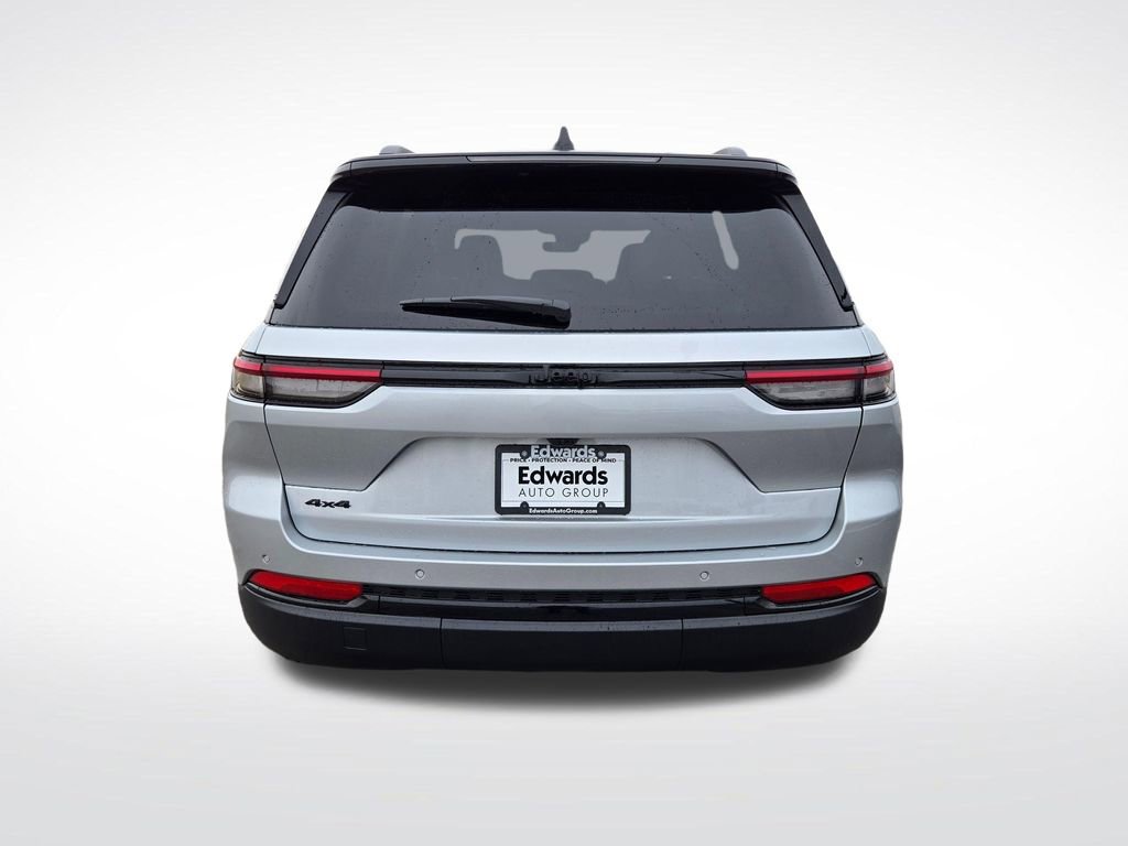 New 2025 Jeep Grand Cherokee Limited image 4