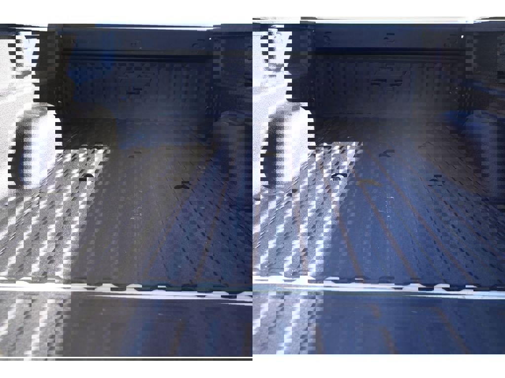 Used 2017 Chevrolet Silverado 3500 LTZ image 10