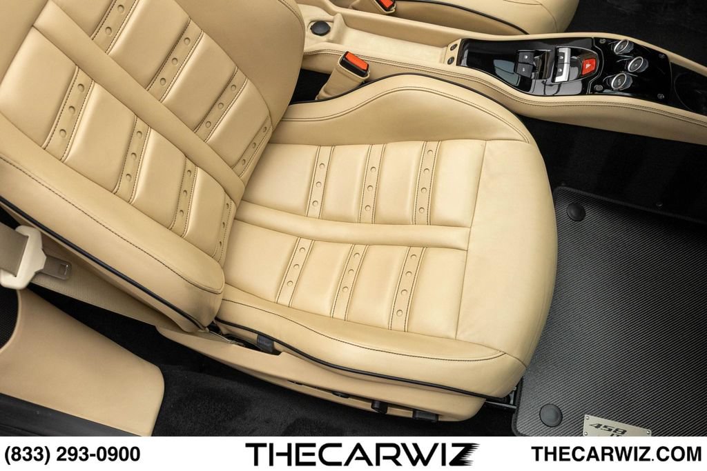 Used 2015 Ferrari 458 Spider RWD image 90