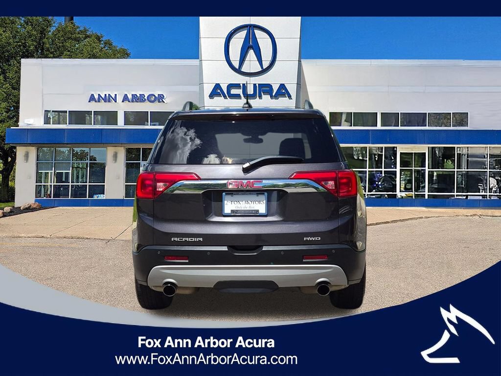 Used 2017 GMC Acadia SLT AWD/4WD image 4