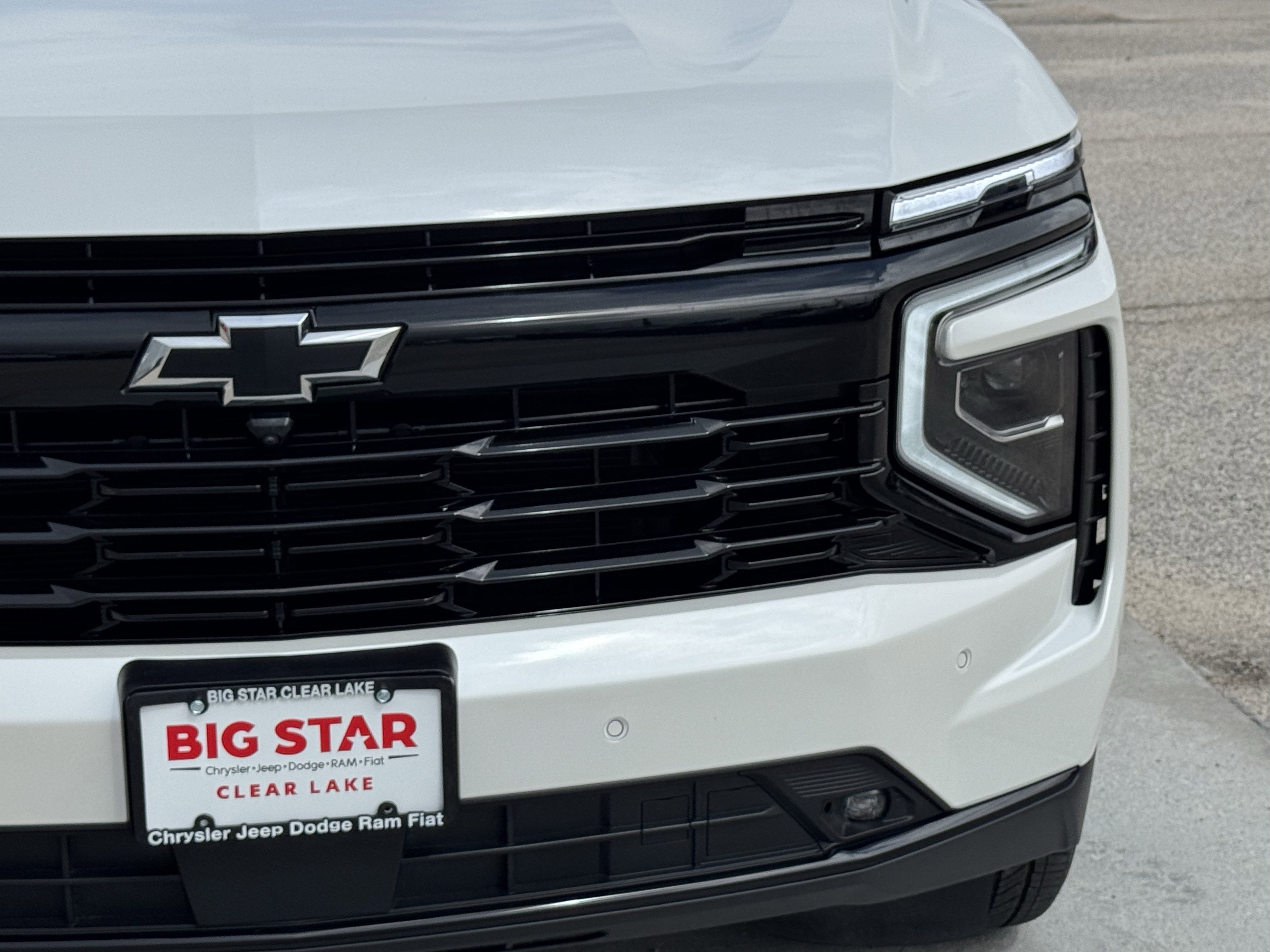Used 2025 Chevrolet Suburban RST w/ Comfort Package image 5
