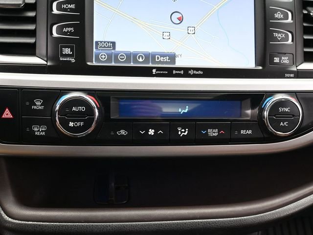 Used 2017 Toyota Highlander Limited Platinum image 24