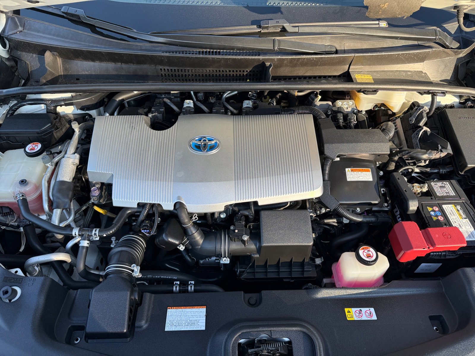 Used 2017 Toyota Prius Prime Advanced image 20