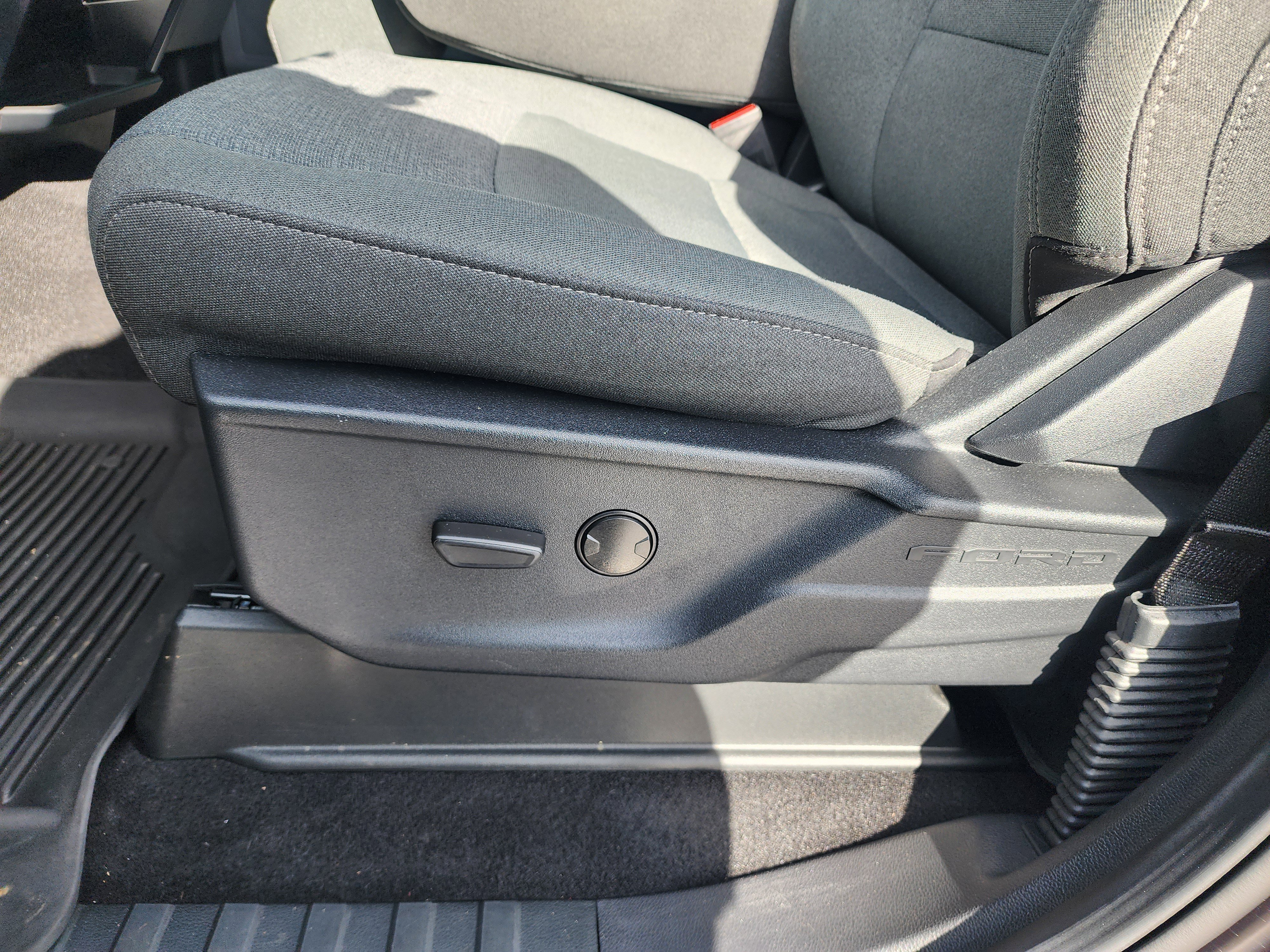 Used 2024 Ford F150 XLT image 24