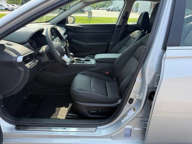New 2026 Nissan Altima 2.5 SV AWD/4WD image 12