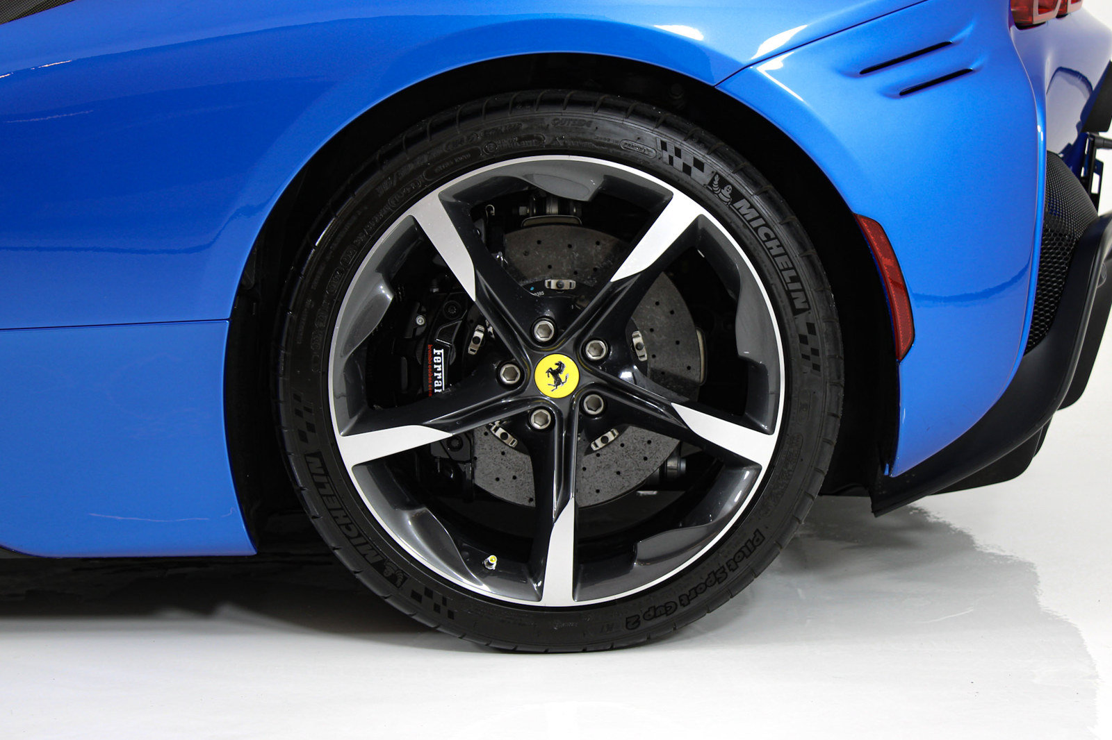 Certified 2022 Ferrari SF90 Stradale AWD/4WD image 17