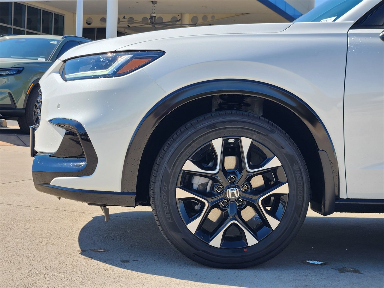 New 2027 Honda HR-V EX-L image 5