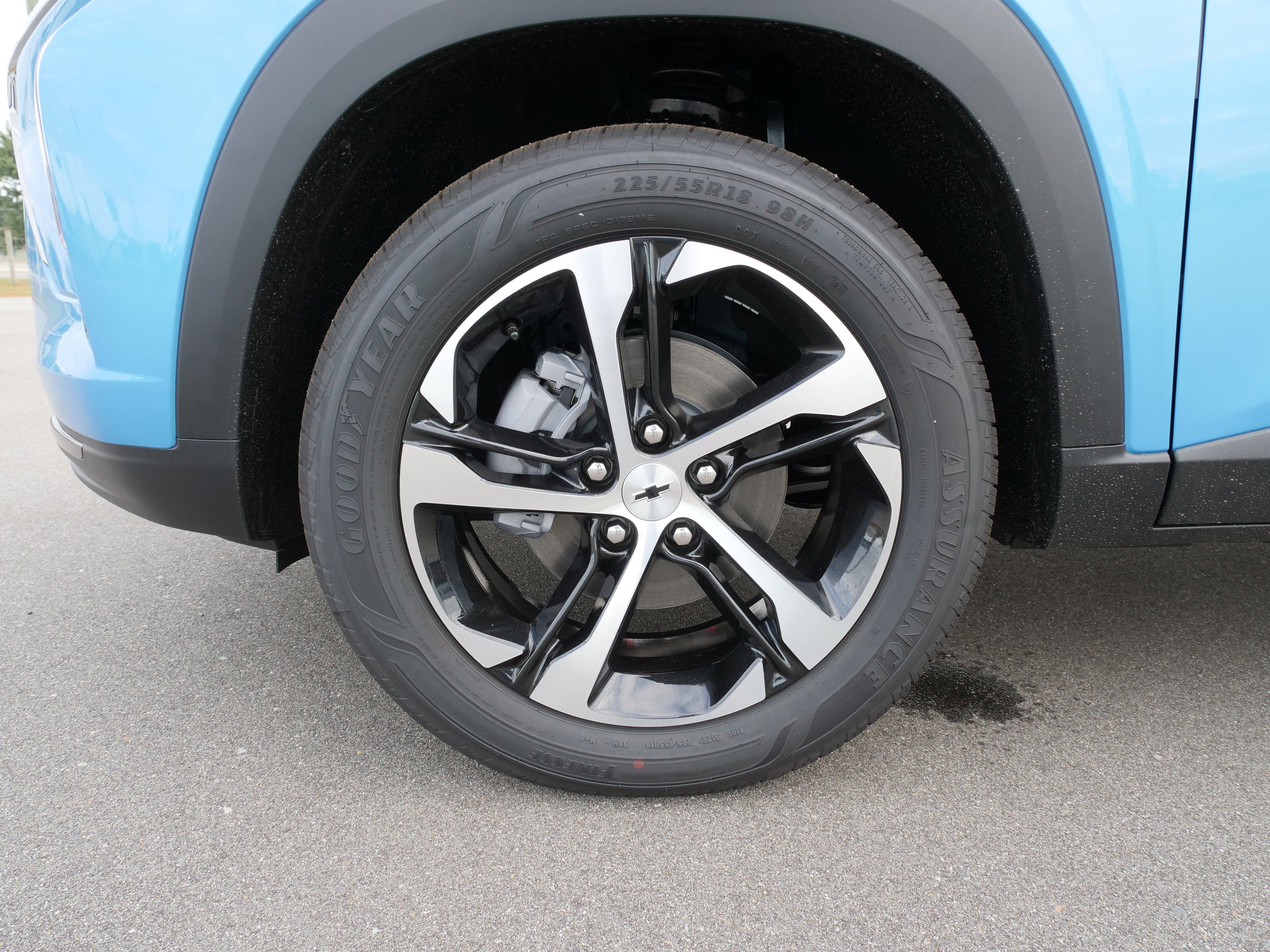 New 2026 Chevrolet Trax RS w/ Driver Confidence Package image 13
