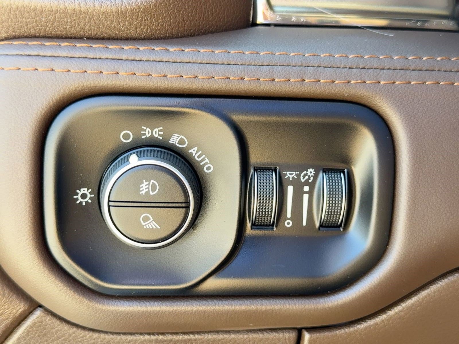 Used 2025 RAM 2500 Limited image 18