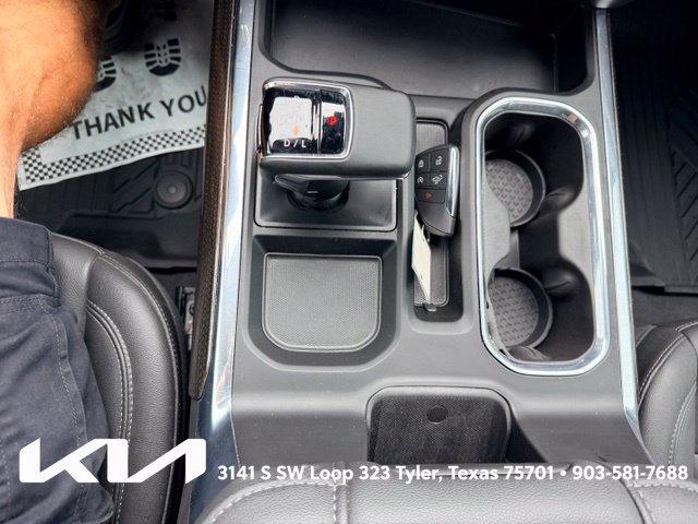 Used 2024 Chevrolet Silverado 1500 LT Trail Boss w/ LT Trail Boss Premium Package AWD/4WD image 21