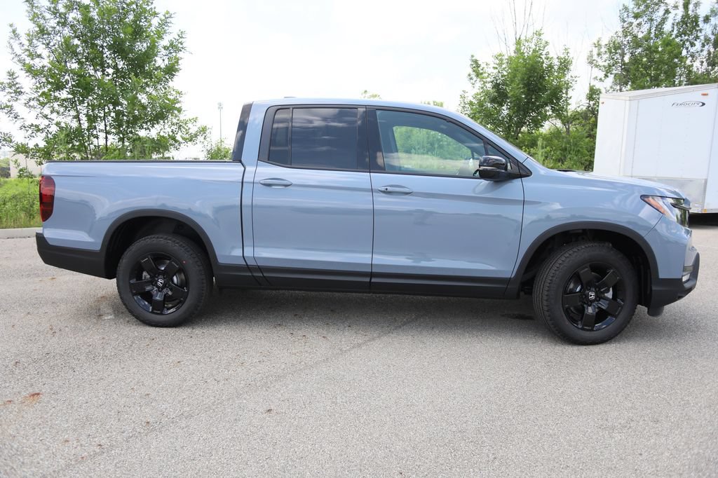 New 2026 Honda Ridgeline Black Edition image 8