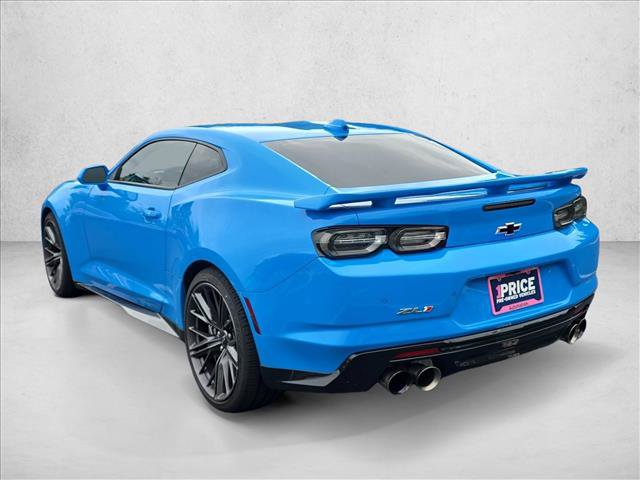 Used 2022 Chevrolet Camaro ZL1 RWD image 7