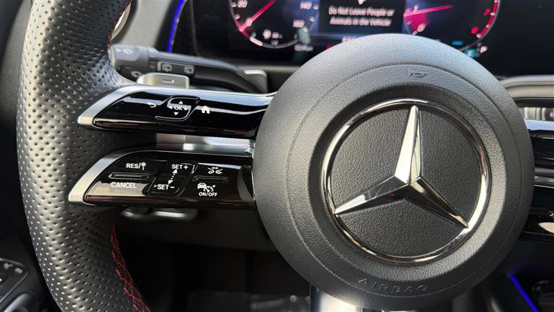 Used 2024 Mercedes-Benz GLB 250 image 29