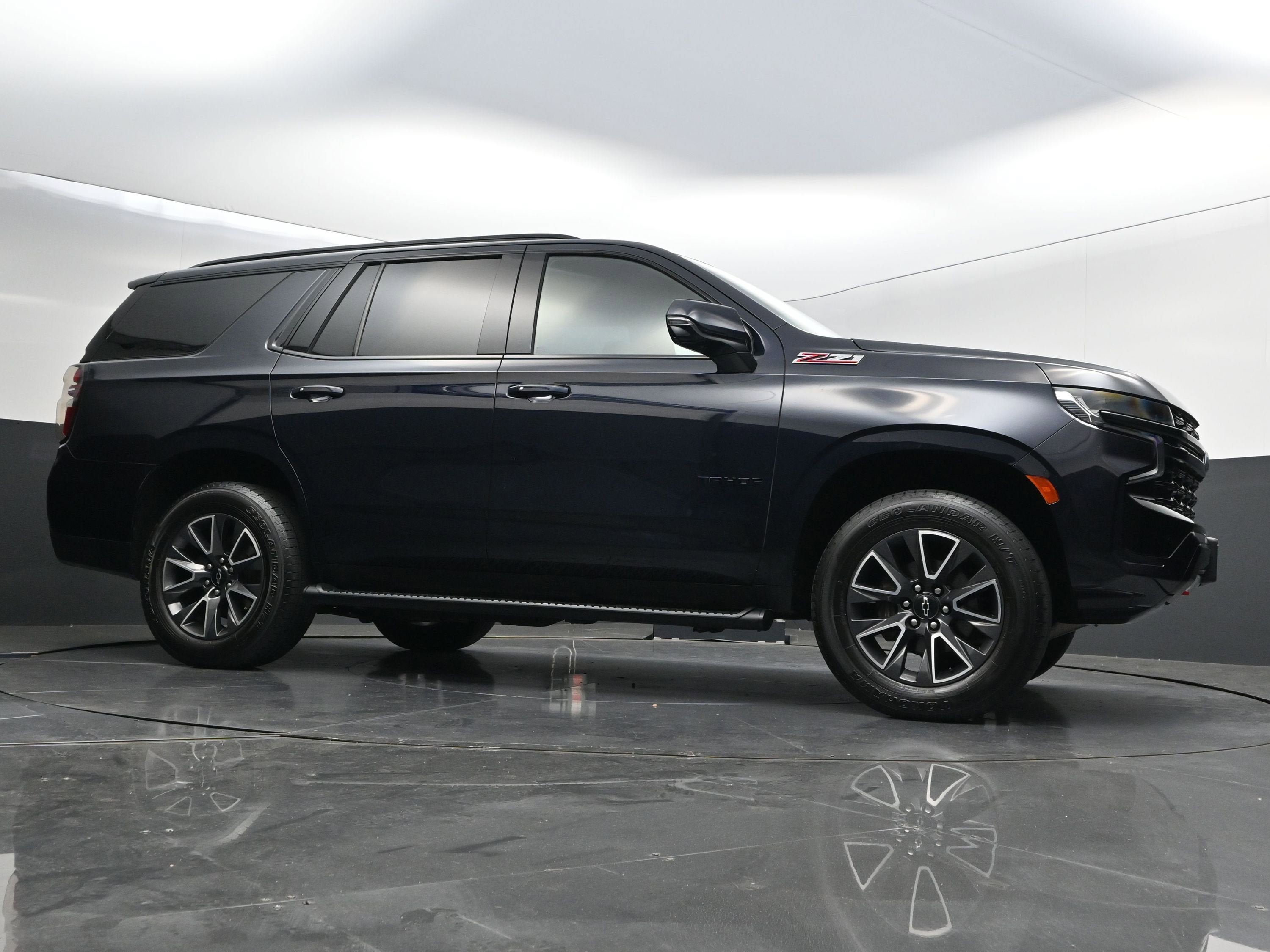 Certified 2021 Chevrolet Tahoe Z71 w/ Z71 Signature Package AWD/4WD image 49