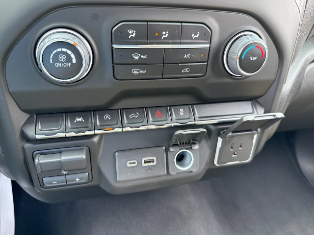 Used 2023 Chevrolet Silverado 1500 Custom AWD/4WD image 19