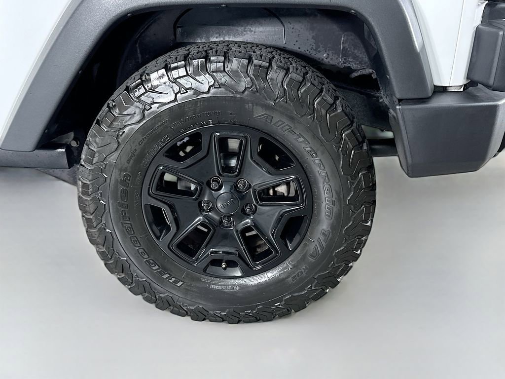 Used 2015 Jeep Wrangler Sport image 22