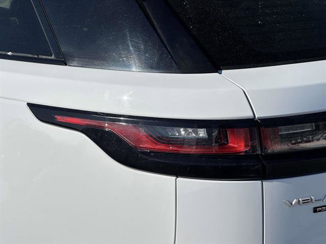 Used 2018 Land Rover Range Rover Velar S image 9