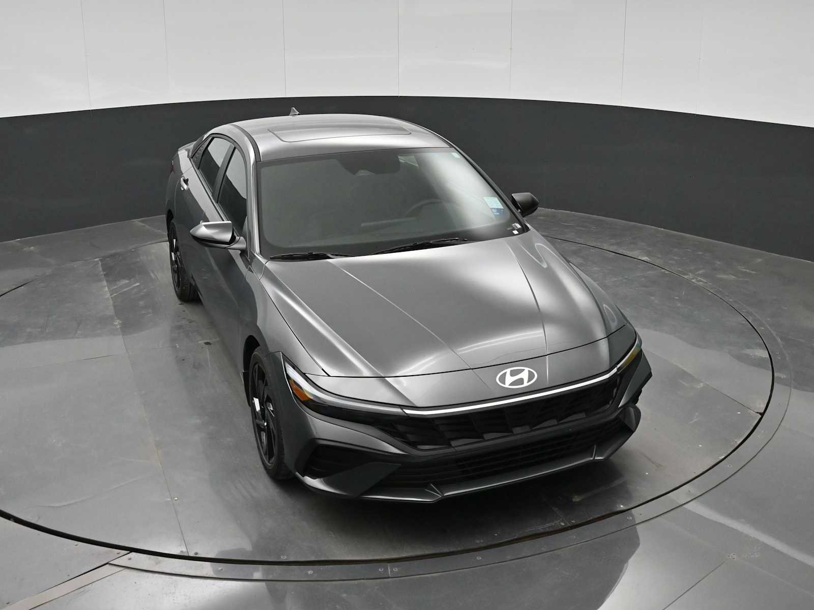 New 2026 Hyundai Elantra SEL Sport FWD image 25