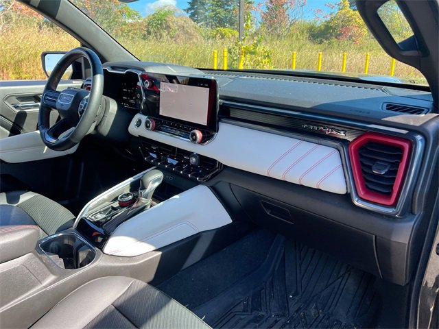 Used 2024 GMC Canyon AT4X image 29