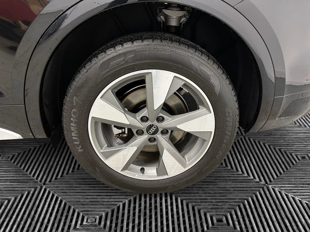 Used 2023 Audi Q5 2.0T Premium Plus w/ Premium Plus Package image 13