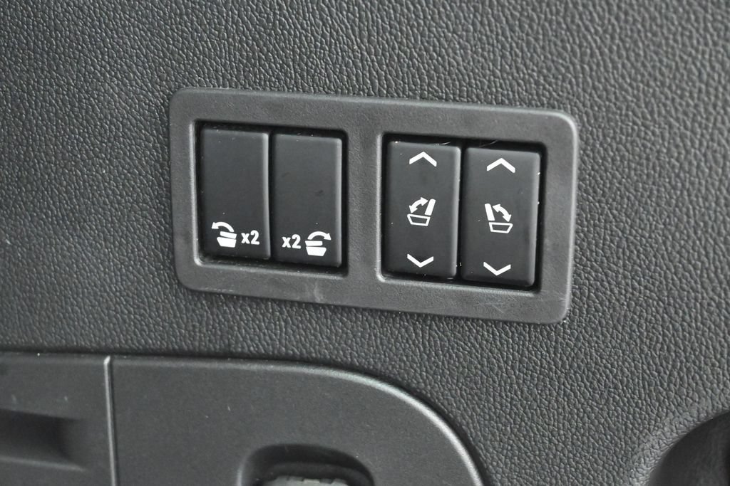 Used 2020 Chevrolet Tahoe Premier AWD/4WD image 38