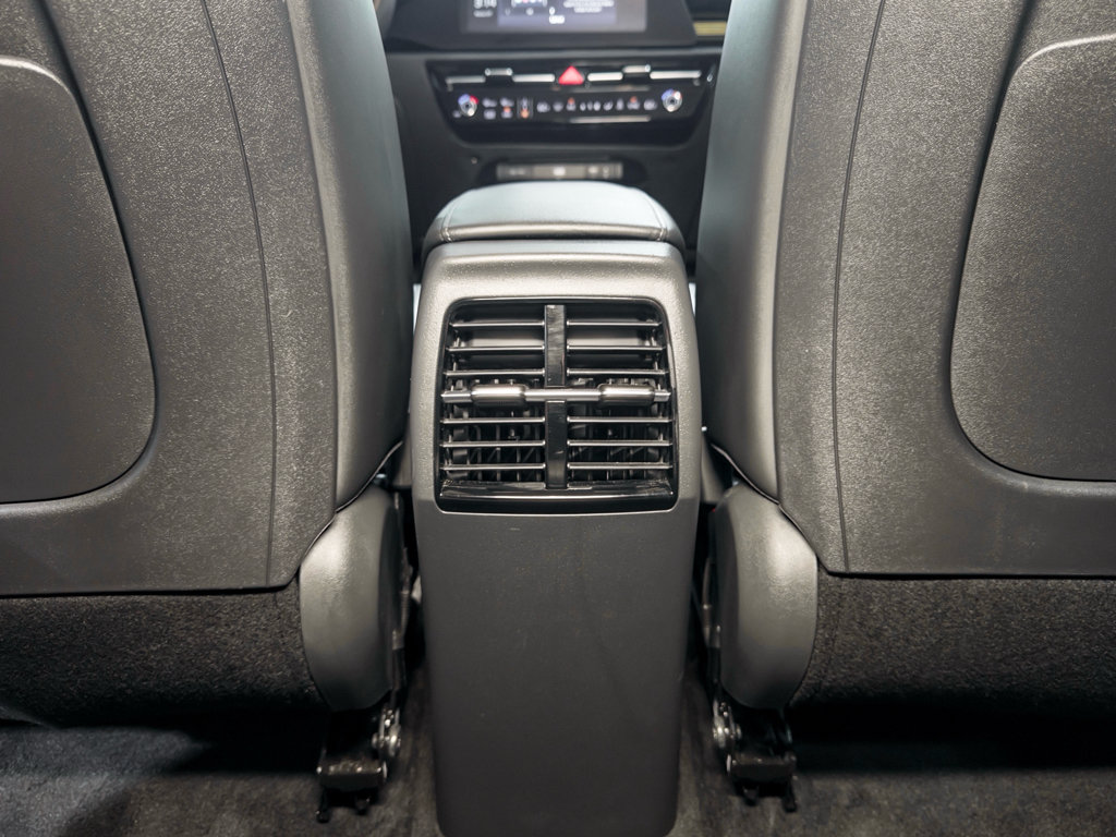Used 2024 Kia Niro Wind w/ Wind Preserve Package FWD image 21