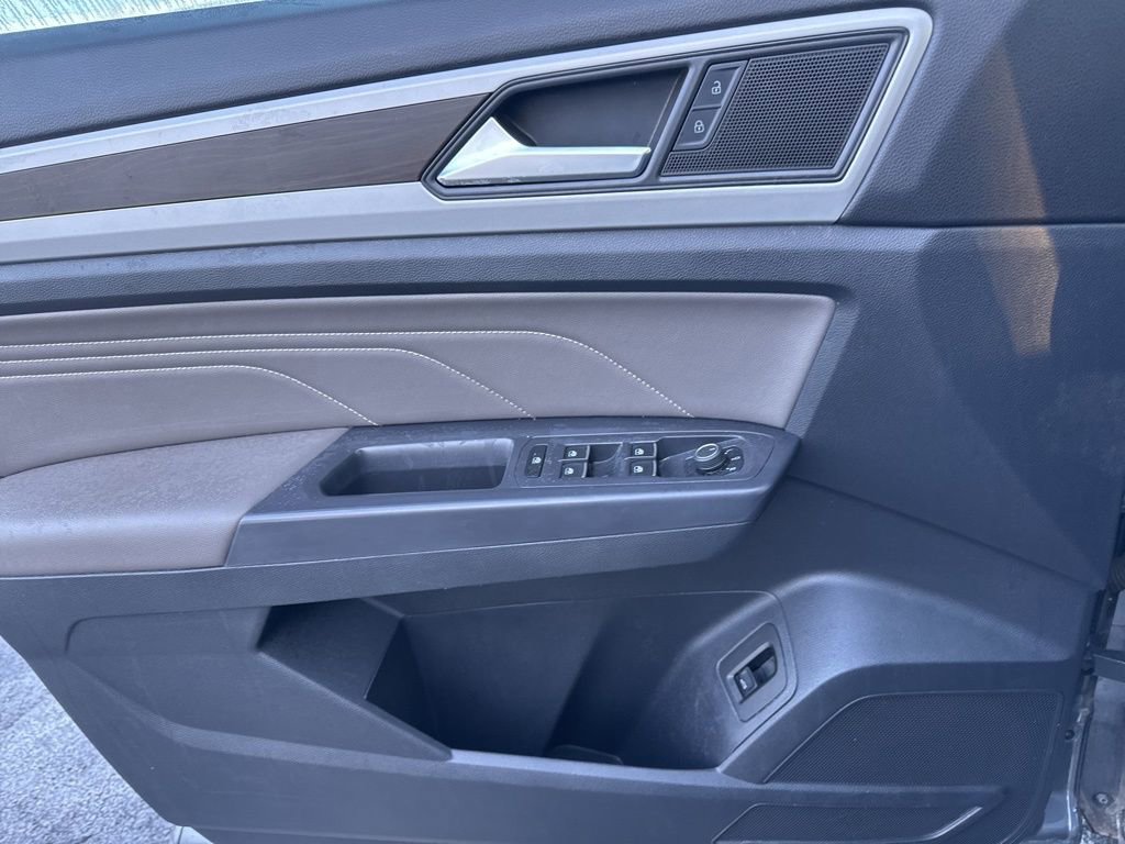 Used 2021 Volkswagen Atlas SE image 9