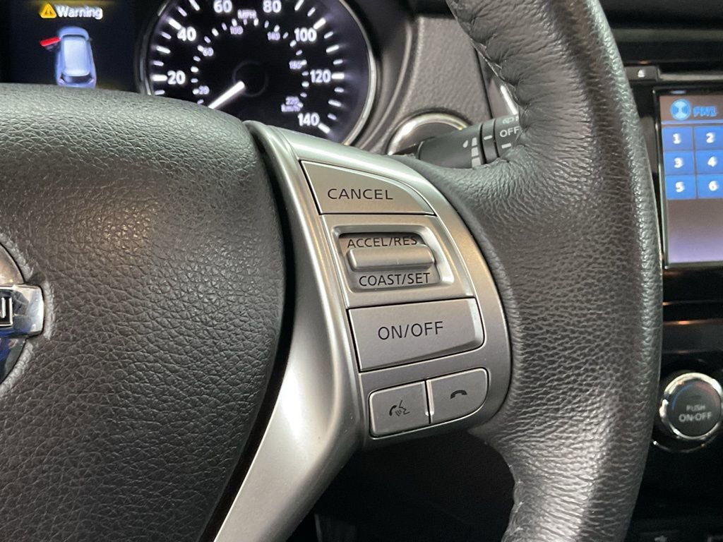 Used 2015 Nissan Rogue SL w/ SL Premium Package image 10