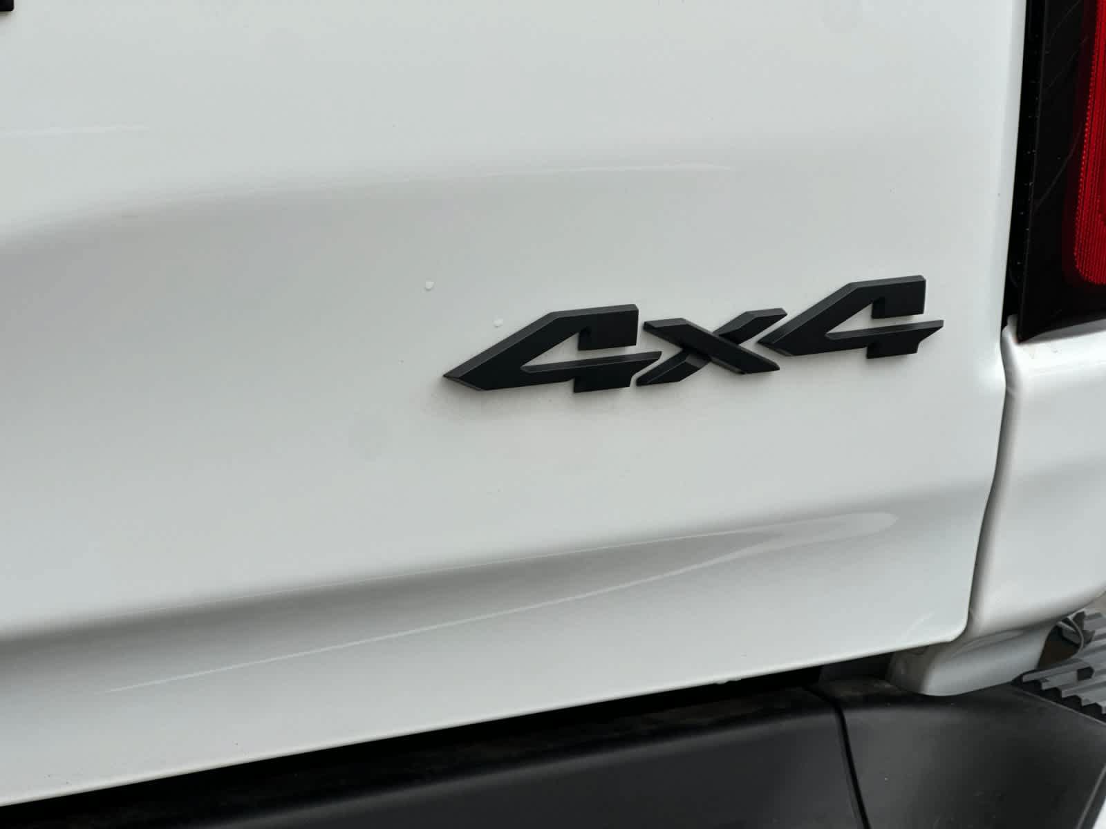 Used 2025 RAM 1500 Laramie w/ Night Edition AWD/4WD image 28