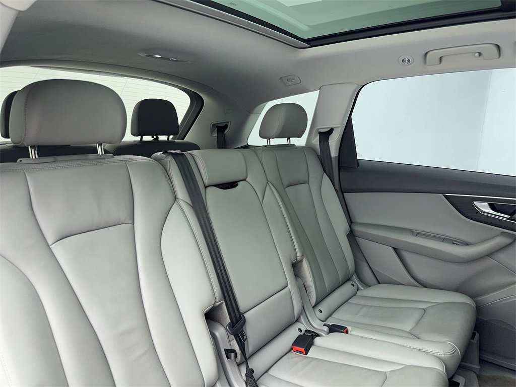 Used 2022 Audi Q7 3.0T Premium image 51