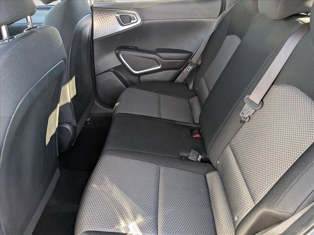 Used 2023 Kia Soul LX w/ Option Group 015 image 17