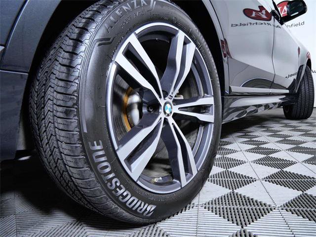 Used 2020 BMW X7 xDrive40i w/ M Sport Package image 9