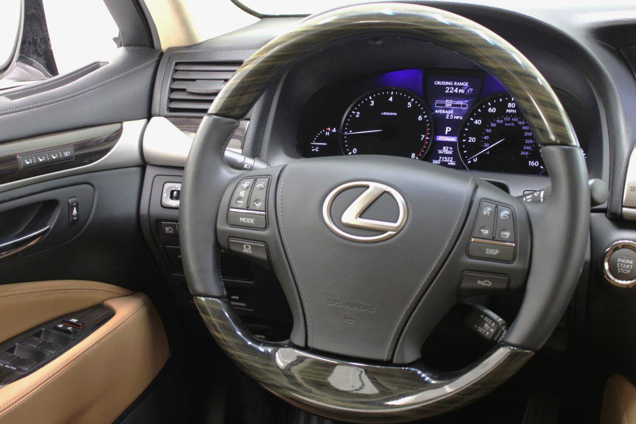 Used 2017 Lexus LS 460 w/ Comfort Package RWD image 52